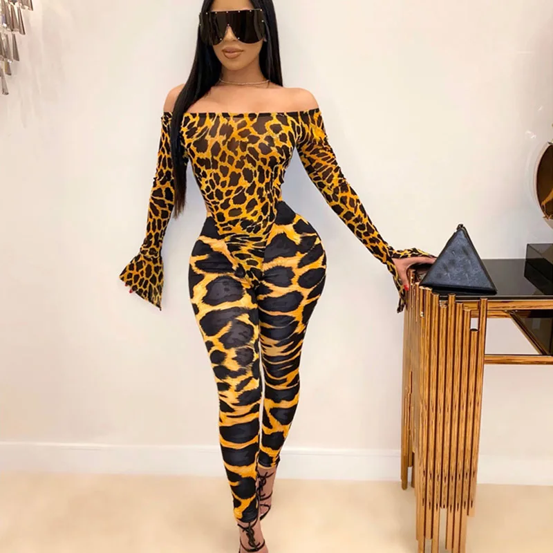 Summer Clothing In Winter - Setelan motif macan tutul dua potong